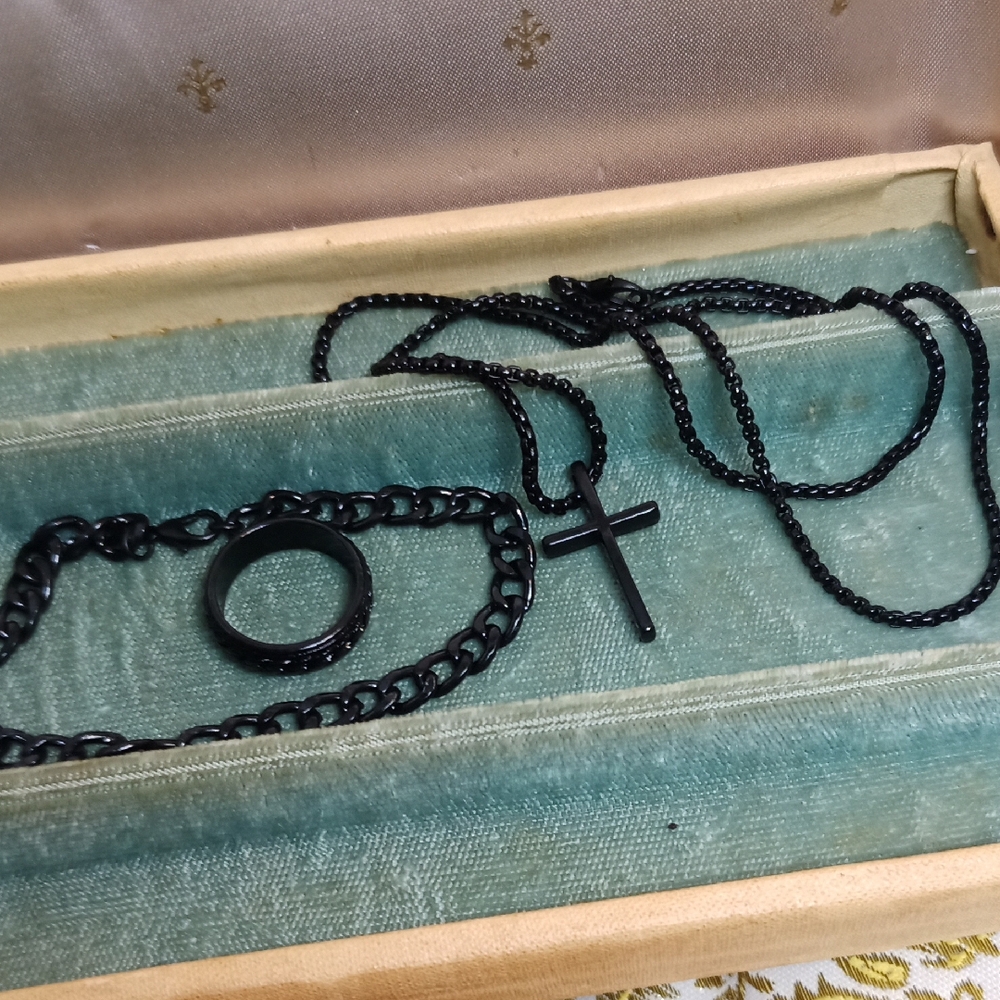 Black Chain Bracelet and Cross Necklace Set Ring 8.5